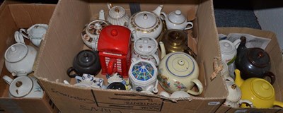 Lot 331 - A large collection of teapots (seven boxes)