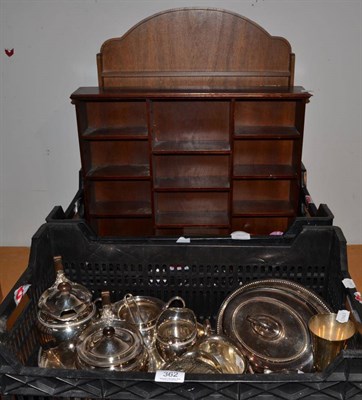 Lot 362 - A group of 20th century ceramics and silver plate