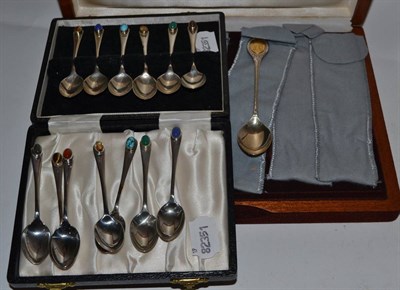 Lot 377 - Set of thirteen hardstone set silver teaspoons