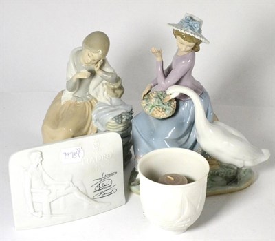 Lot 257 - Lladro Collectors Society bisque tumbler and bisque certificate, 1997, in original box together...