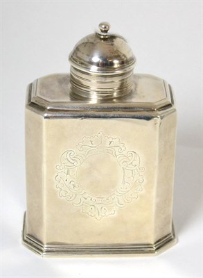 Lot 476 - A Queen Anne silver tea caddy, Thomas Ash, London 1710, rectangular with canted corners,...