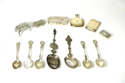 Lot 502 - A collection of silver comprising a Dutch trinket box, a Victorian snuff box, a scent flask, a...