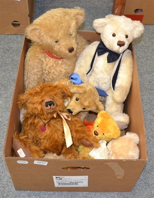 Lot 1017 - Assorted modern Deans Rag Book Bears including a yellow jointed bear with growler, Jasper,...