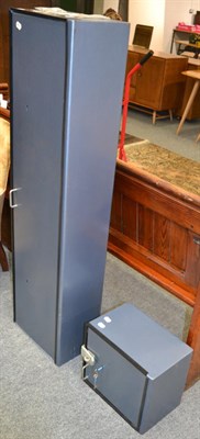 Lot 1135 - Two metal cabinets