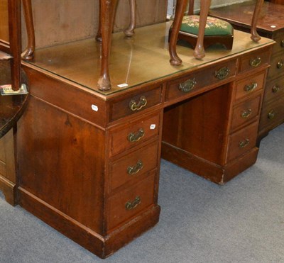 Lot 1290 - A Victorian walnut pedestal desk