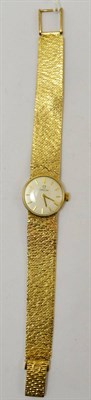 Lot 379 - A lady's 9ct gold Omega wristwatch