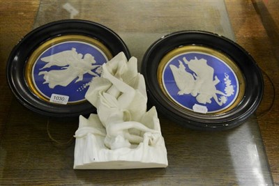 Lot 1030 - A pair of Jasper roundels and a Parian wall bracket