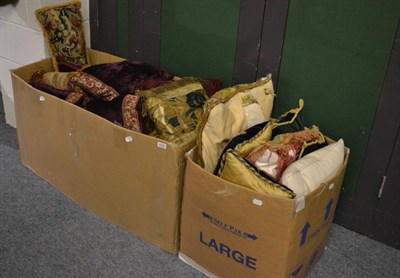 Lot 1056 - Quantity of various cushions including velvet, needlework etc