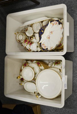 Lot 1070 - A quantity of Royal Albert Country Rose china (in two boxes)