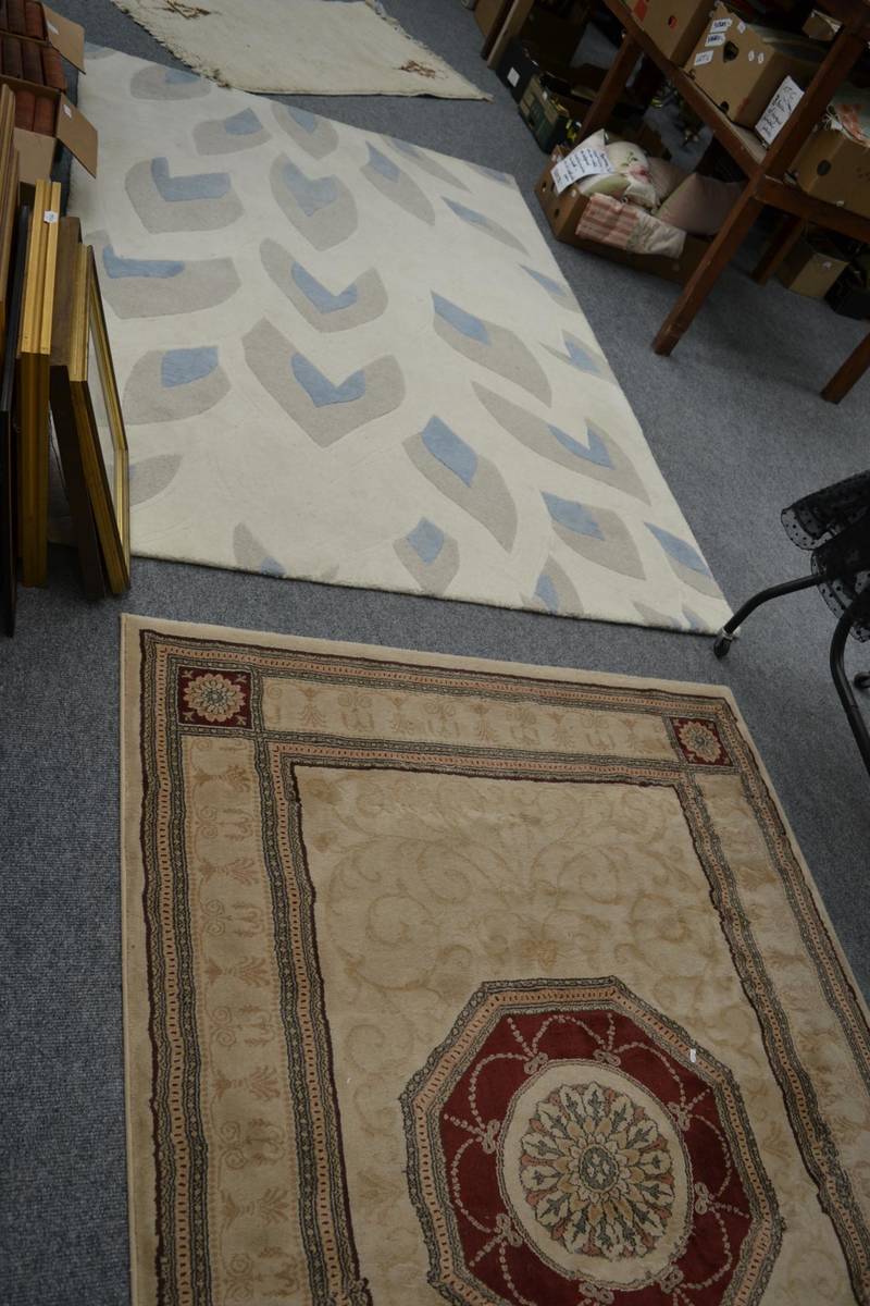 Lot 1157 - A group of four modern rugs and two machine woven Middle Eastern rugs
