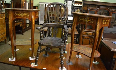 Lot 1370 - A child's Windsor chair