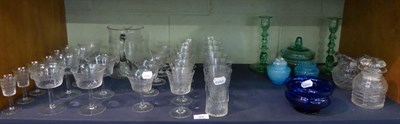 Lot 94 - A small quantity of coloured glassware and part suite of table glass