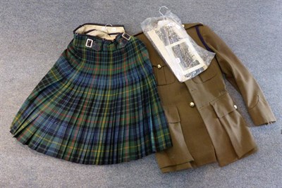 Lot 208 - Military uniform associated photographs and kilt named to G Davidson