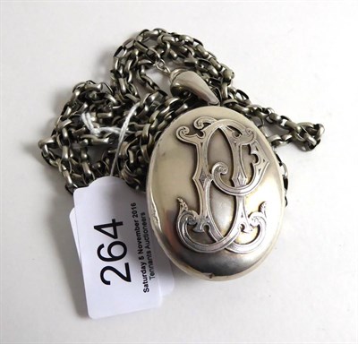 Lot 264 - Victorian locket on chain