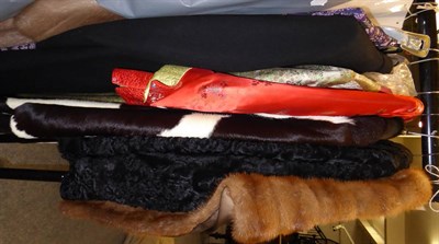 Lot 1005 - Assorted costume including a black and cream hide coat, light mink evening stole, black...