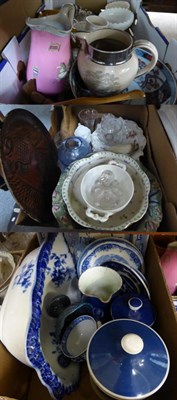 Lot 1089 - A group of 19th century and later ceramics including blue and white Old Willow wares, Coalport...