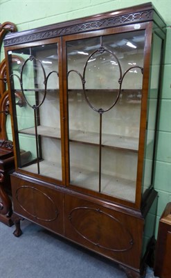 Lot 1261 - A mahogany display cabinet