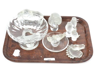 Lot 49 - Five modern Lalique animal figures, bull paperweight, sparrow, Chouette owl, Raptor Hawk (2),...
