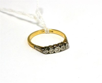 Lot 239 - A diamond five stone ring