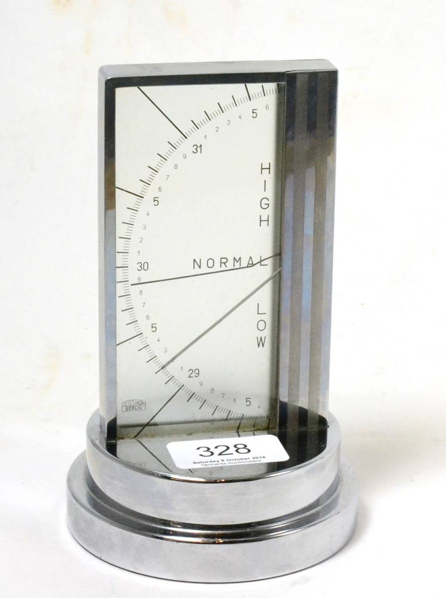 Lot 328 - Art Deco Zeiss Ikon desk barometer