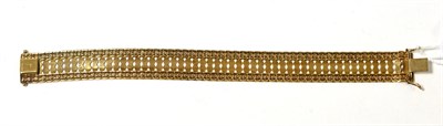 Lot 410 - A 9ct gold fancy link bracelet