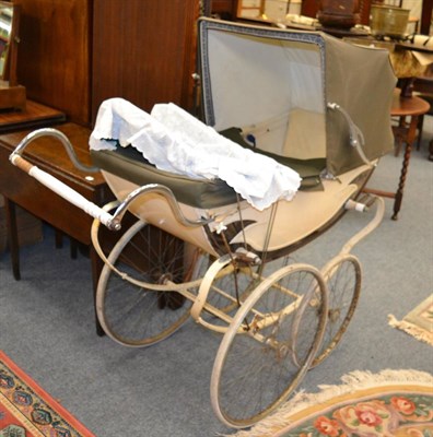 Lot 1075 - Royale pram, model Newport 1960's