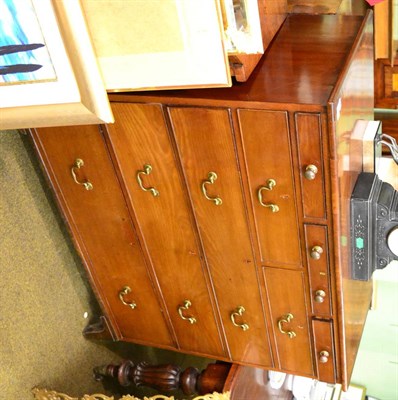 Lot 1342 - An Edwardian mahogany chest of drawers