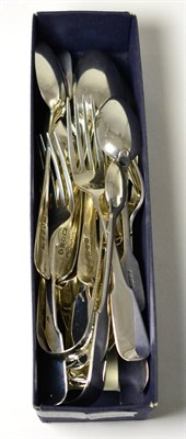 Lot 307 - A quantity of assorted silver flatware