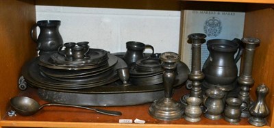 Lot 372 - A quantity of pewter including plates, tankards, candlesticks, etc