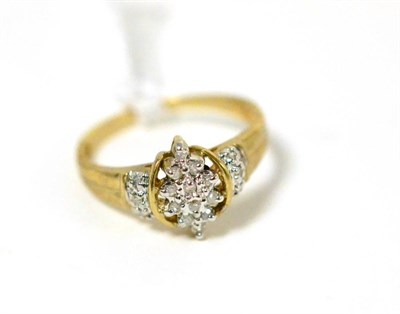 Lot 413 - ~A diamond ring