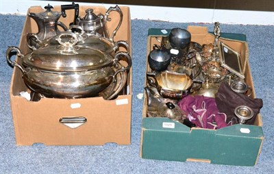 Lot 1025 - A large quantity of plated wares, including two Elkington soup tureens (1878 and 1908), tea and...