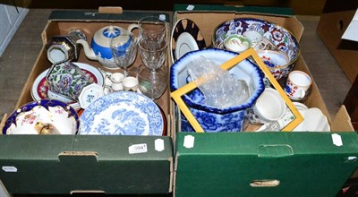 Lot 1094 - Ceramics including Losol jardiniere, plates, cups and saucers etc (in two boxes)