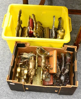 Lot 1128 - A quantity of various brass horse chimney ornaments together with a box of brass and other...