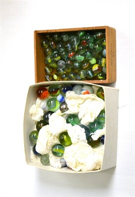 Lot 1218 - A quantity of marbles