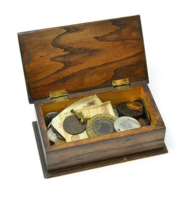 Lot 280 - A box of assorted coins