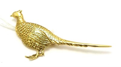 Lot 292 - A 9ct gold pheasant brooch