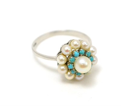 Lot 296 - A pearl and turquoise set ring, stamped '750'