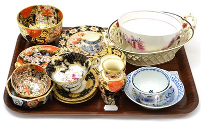 Lot 335 - Davenport teawares, an 18th century tea bowl and saucer etc