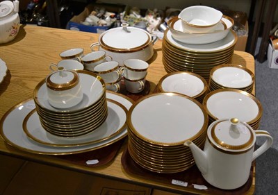 Lot 1049 - A large Noritake 'Milton' pattern dinner service