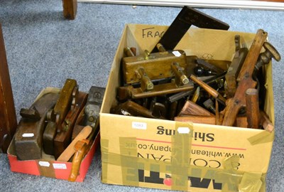 Lot 1093 - Quantity of vintage joiner's tools including Matthison planes