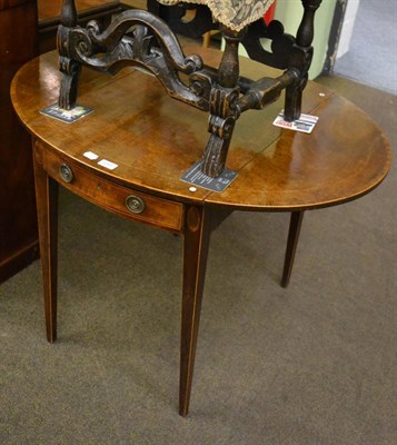 Lot 1291 - A George III mahogany Pembroke table