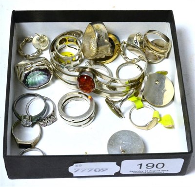 Lot 190 - A Mexican white metal bangle, a quantity of silver and other dress rings etc