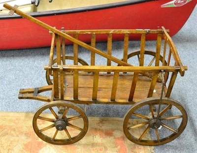 Lot 1073 - A wooden cart