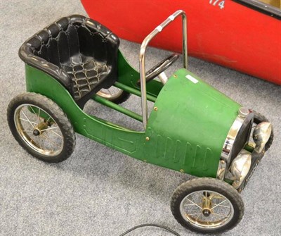 Lot 1077 - A child's pedal car