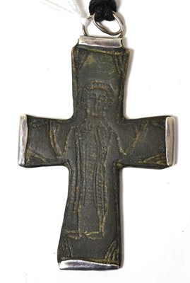 Lot 108 - A Byzantine cast bronze and later white metal mounted cross pendant, decorated with apostle,...