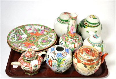 Lot 150 - A Cantonese bottle vase and other Oriental ceramics