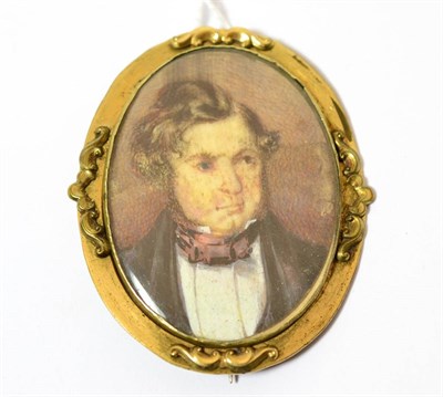 Lot 218 - Miniature portrait of a gentleman, in gilt metal frame