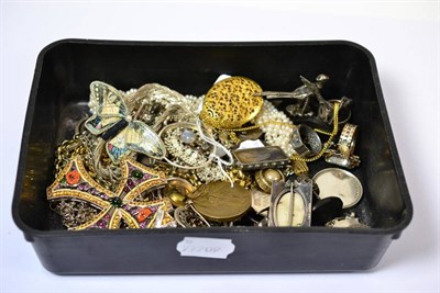 Lot 447 - A group of silver and costume jewellery including necklaces, rings, brooches etc. together with...