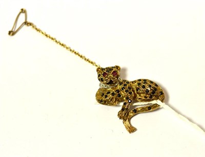 Lot 448 - A 9ct coloured stone set leopard brooch