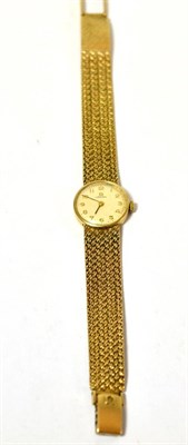 Lot 455 - A ladies 9ct gold Omega wristwatch (the bracelet strap extended)